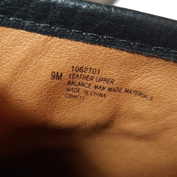 Söfft Black Leather Clogs - Picture 8 of 9